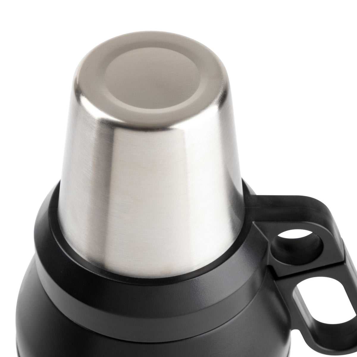 64-oz-stack-growler-f0 32701-WEB_04_0076d48d-5559-4d08-910c-361263018e65.jpg
