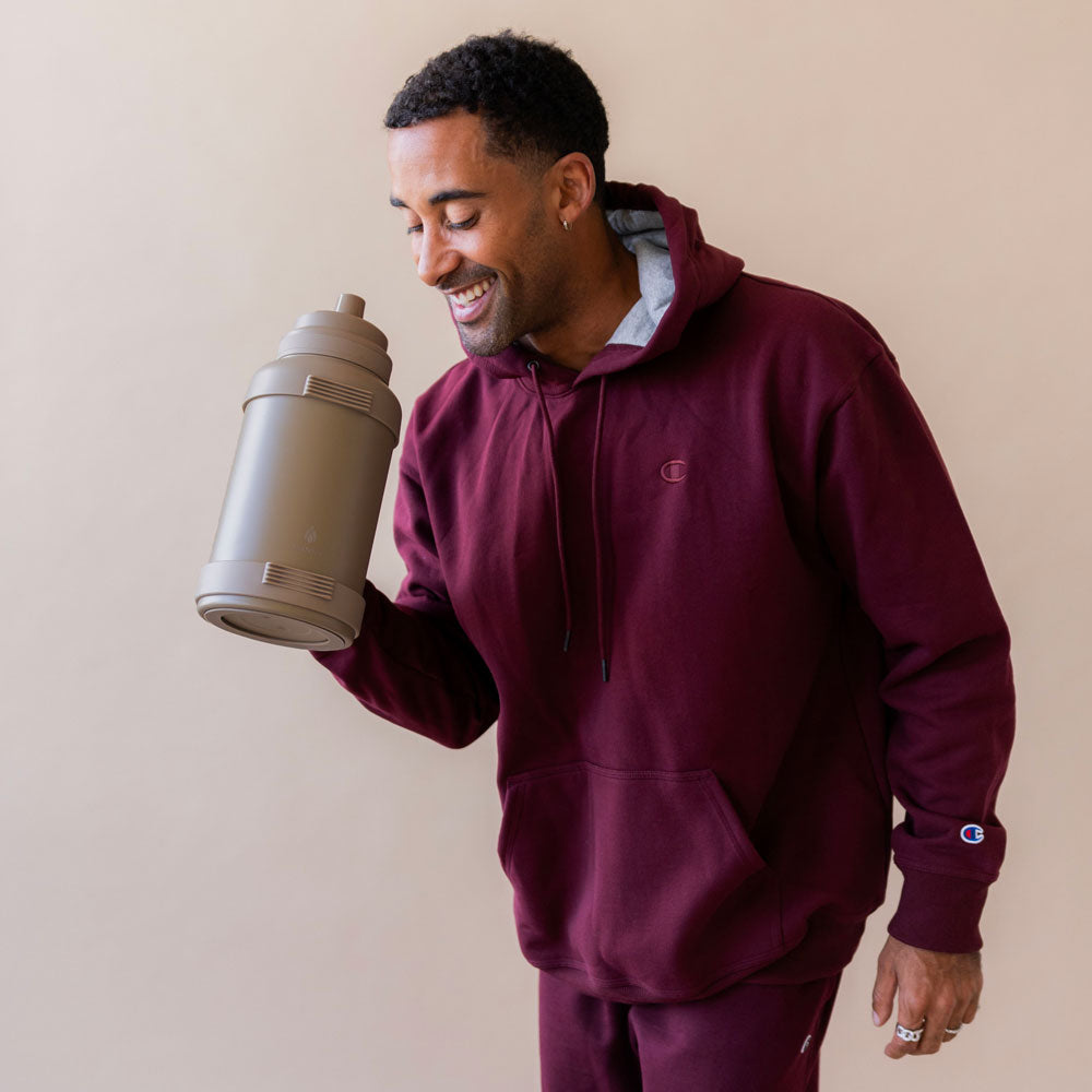 78-oz-titan-bottle-pastel-collection-c5 32_Manna_Website_Lifestyles_Titan_Darker_2.jpg