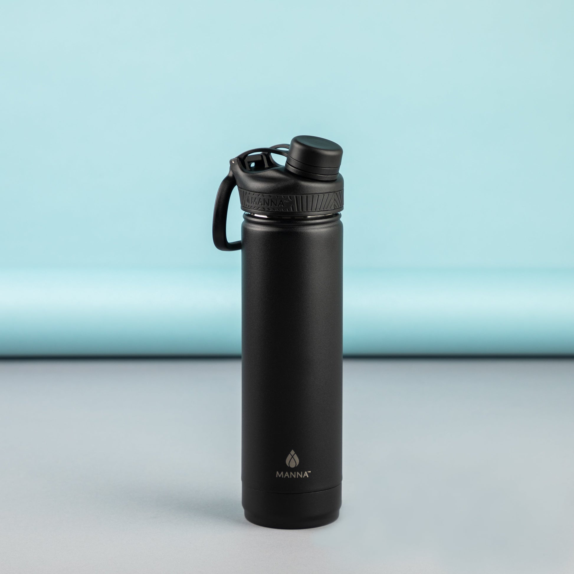 26-oz-saratoga-bottle-y4 MAN_Website_Saratoga_05.jpg
