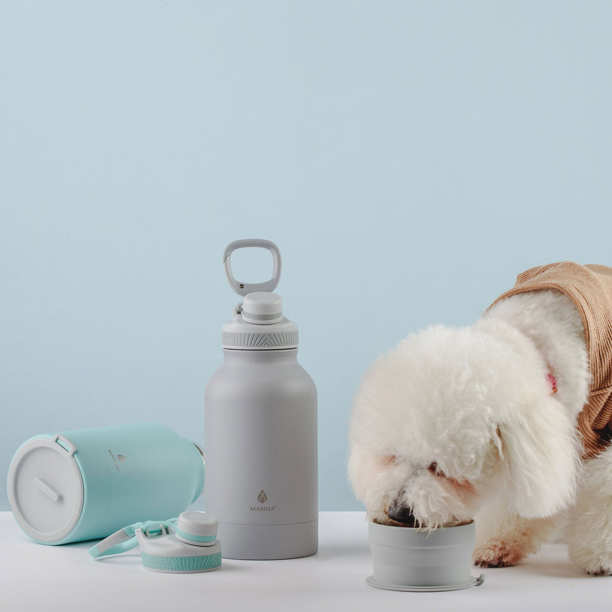 46-oz-rover-bottle-p2 WEB_156A7390_2b12558f-2e11-4712-881b-a120febc680c.jpg